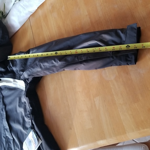 Helly Hansen Ski Jacket - Picture 16 of 16